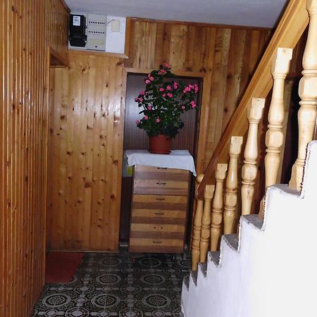 Guest House Krga Кореница Екстериор снимка